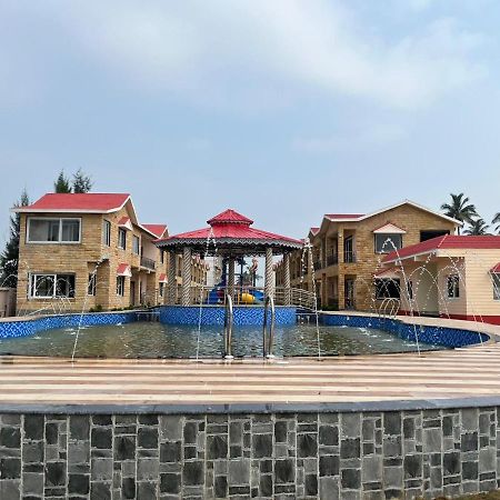 Swarnabhoomi Beach Resort 曼达莫尼 外观 照片