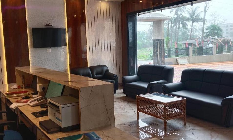 Swarnabhoomi Beach Resort 曼达莫尼 外观 照片